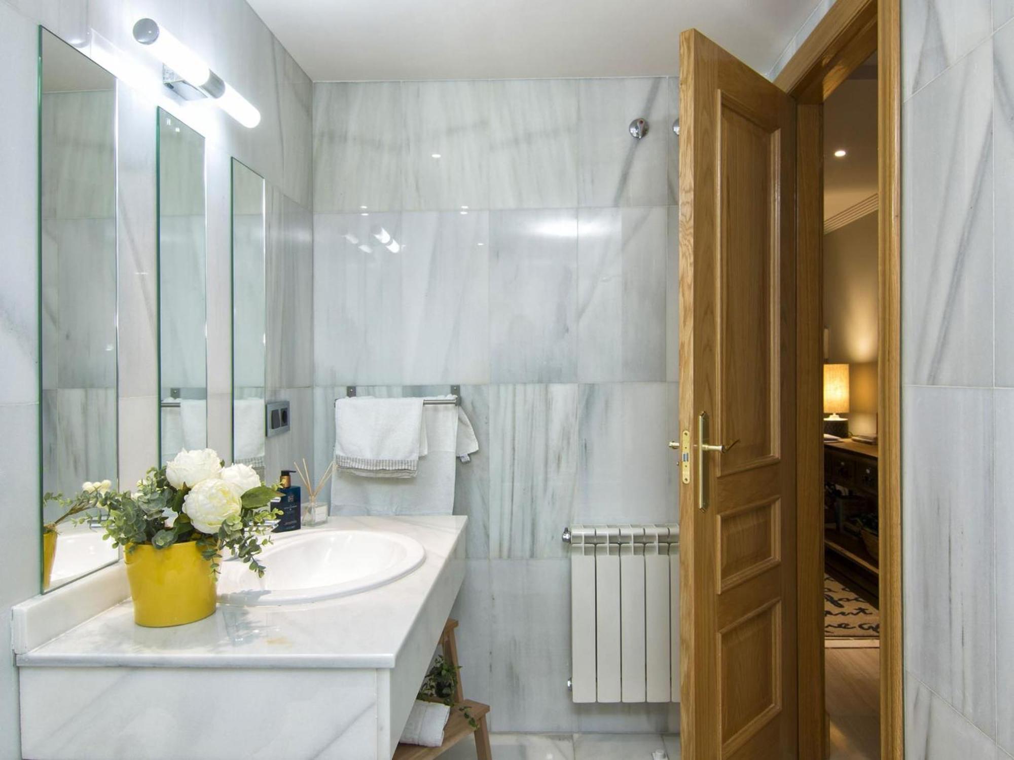 Elegant Town Hall Apartment With Views Granada Esterno foto